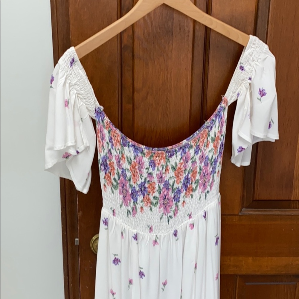 Super cute floral dress